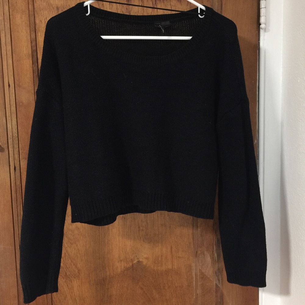 H&M Cropped Black Sweater